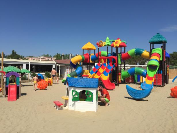 greenvillagecesenatico fr offre-entree-gratuite-mirabilandia 013