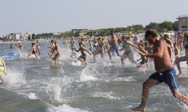 greenvillagecesenatico en packages-for-short-holidays-family-hotels-cesenatico 005