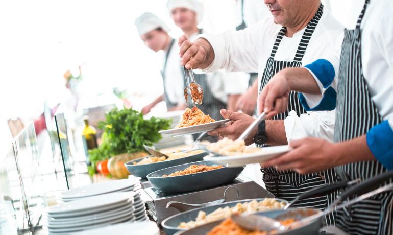 greenvillagecesenatico it offerta-festa-del-papa-hotel-all-inclusive-a-cesenatico 007