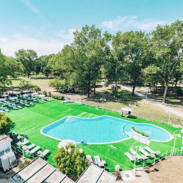 greenvillagecesenatico it offerta-vacanza-breve-di-settembre-in-hotel-a-cesenatico-con-piscina-e-spiaggia 031